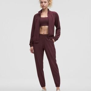 NWT Lululemon Adapted State Perforated High-Rise Jogger Size 0